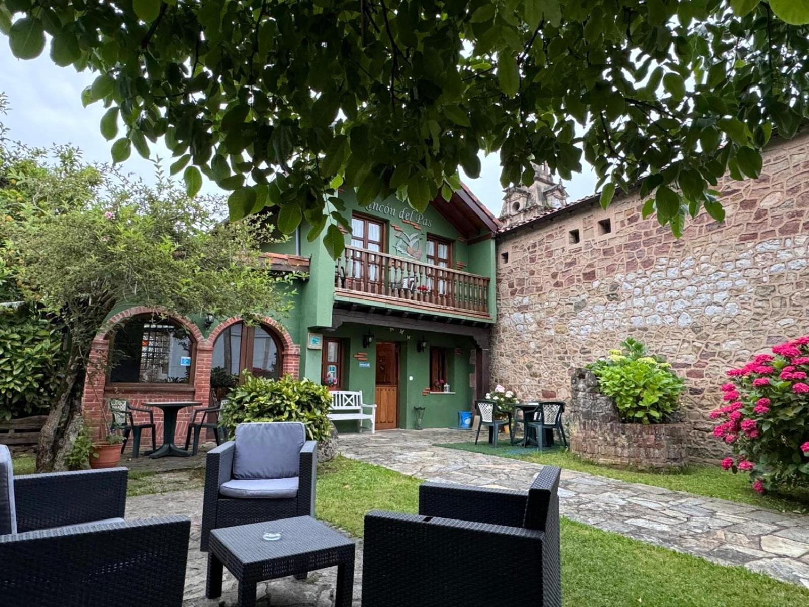 Posada Rincon Del Pas Puente Viesgo Eksteriør bilde
